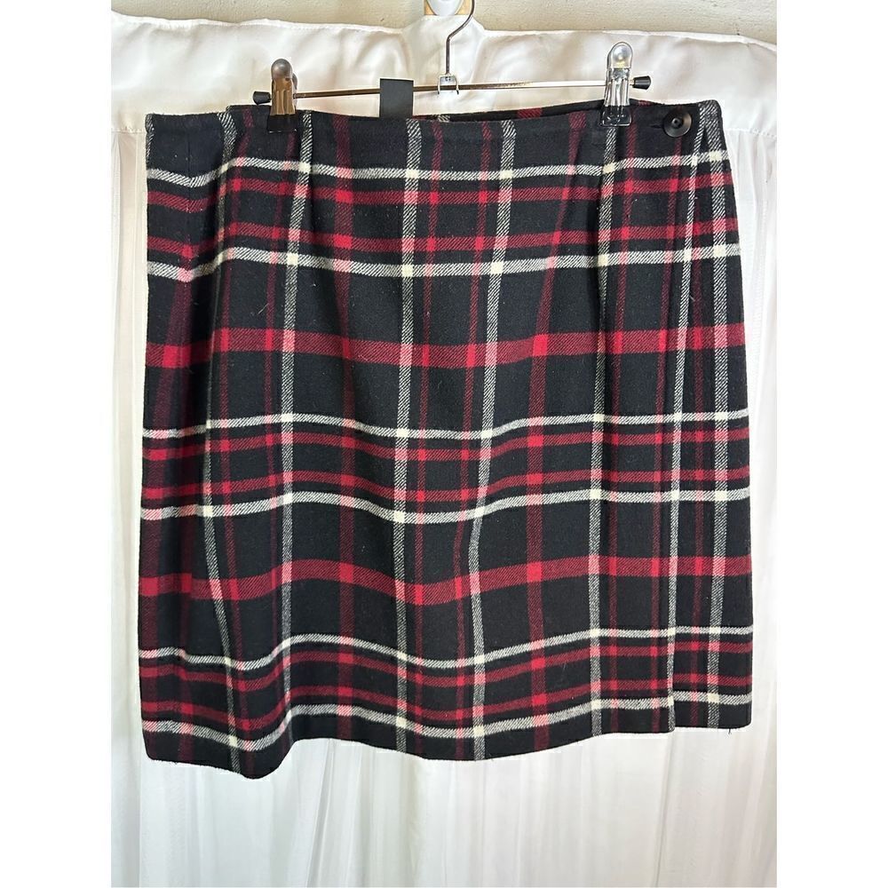 Madison & Max Wool Plaid Skirt